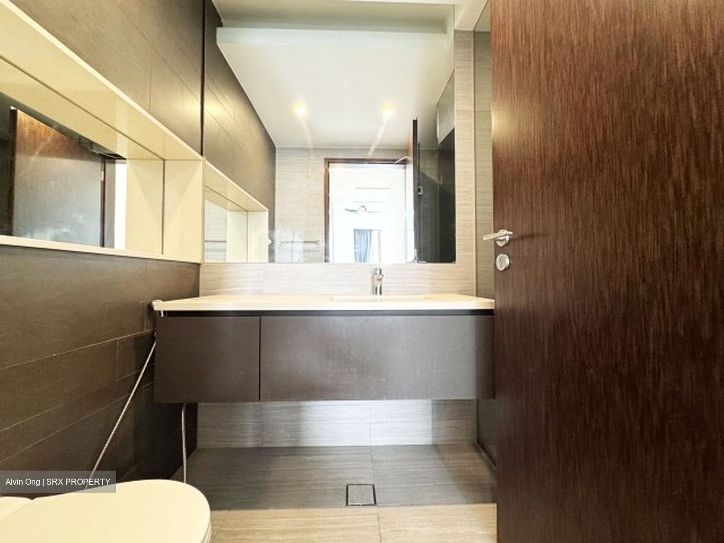 d'Nest (D18), Condominium #582049381